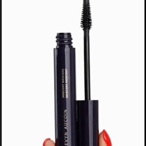 KEVYN AUCOIN
Indecent Mascara in Black New